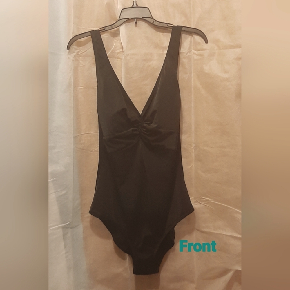 Roxanne size 14/38D bathing suit